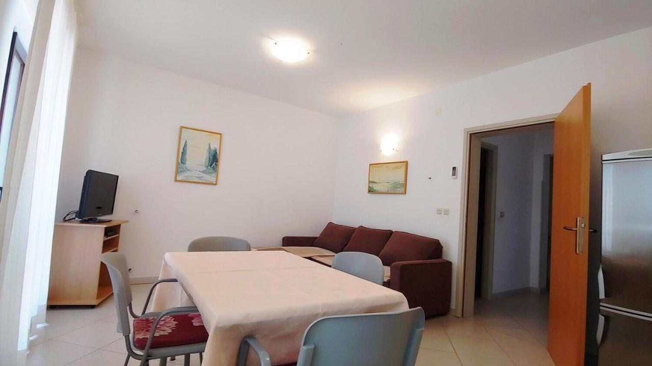 Apartments With A Parking Space Rabac, Labin - 19058 Екстер'єр фото