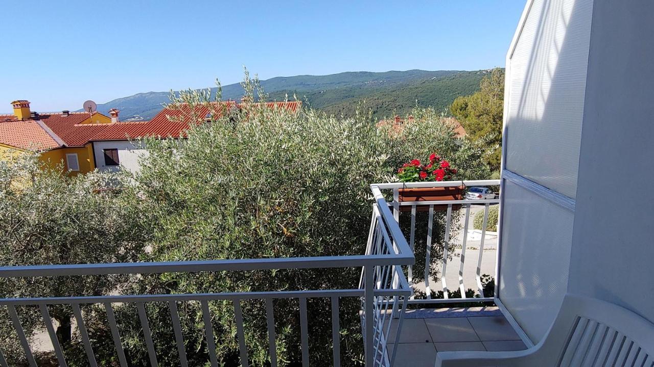Apartments With A Parking Space Rabac, Labin - 19058 Екстер'єр фото