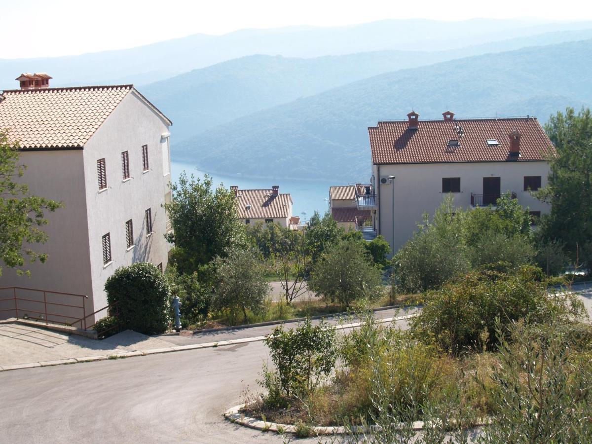 Apartments With A Parking Space Rabac, Labin - 19058 Номер фото